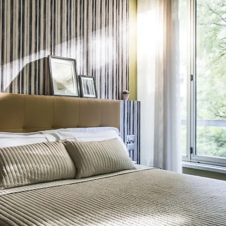 ゲストハウス セレンディピティ ルームズ ミラノ